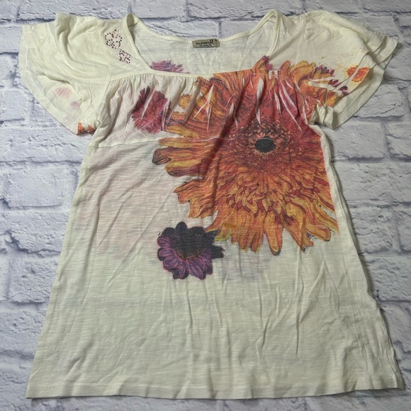 ONE WORLD Fall Cream Short Sleeve Top w/ Orange and Purple Floral Design. Small - Picture 1 of 7